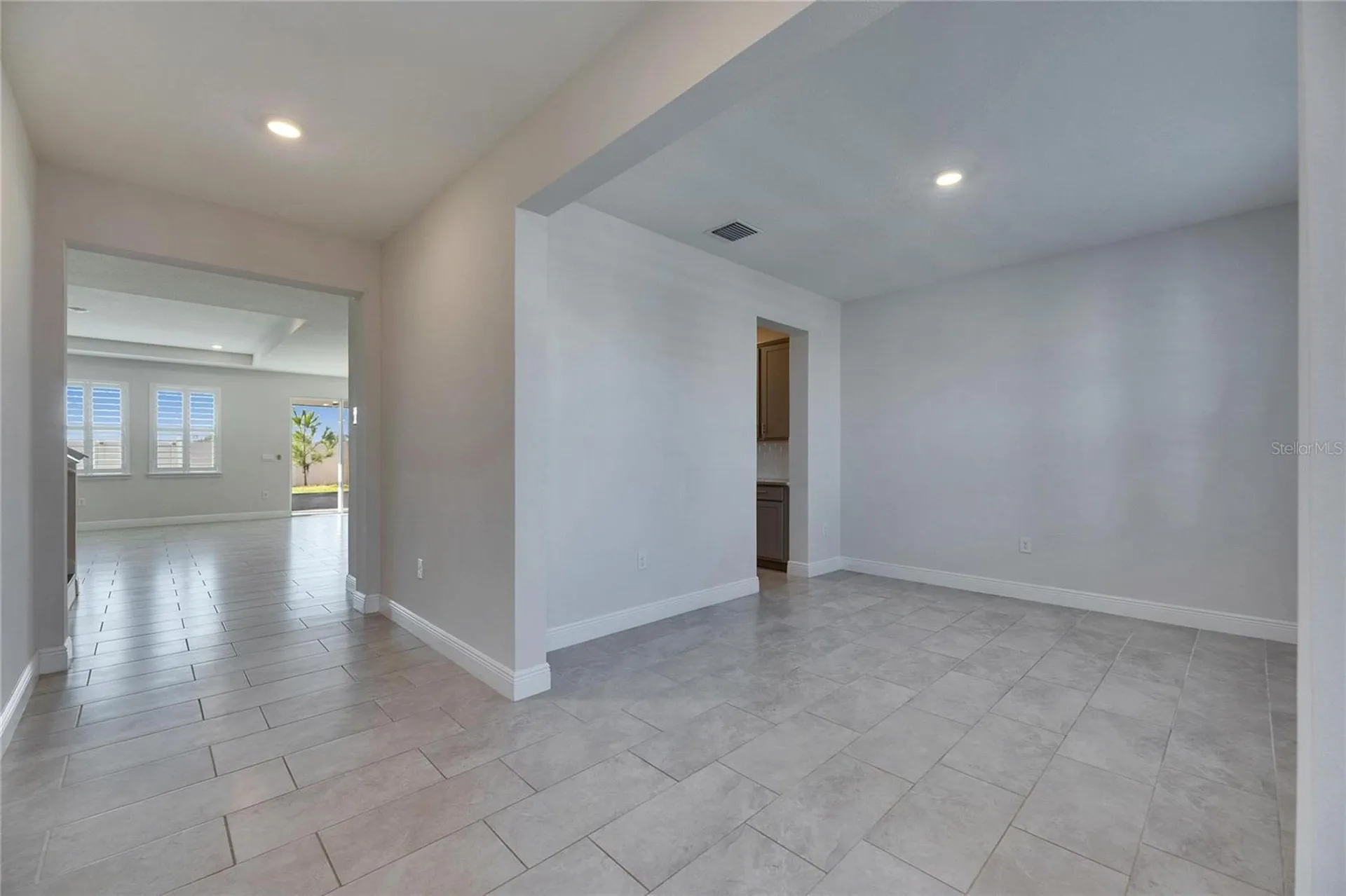 182 Mangrove Manor Drive Apollo Beach FL 33572