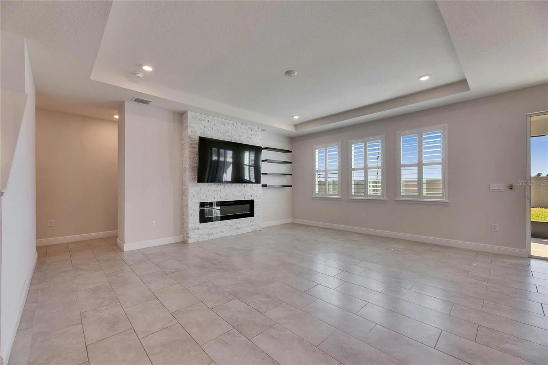 182 Mangrove Manor Drive Apollo Beach FL 33572