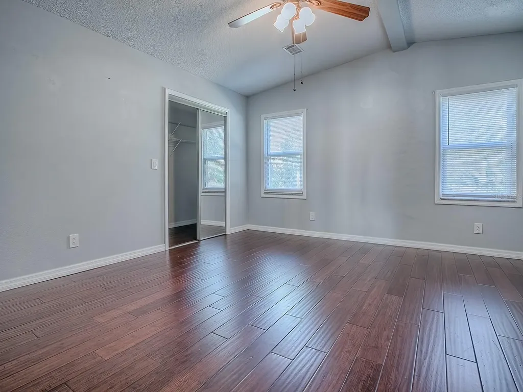 518 Saint Andrews Boulevard Lady Lake FL 32159