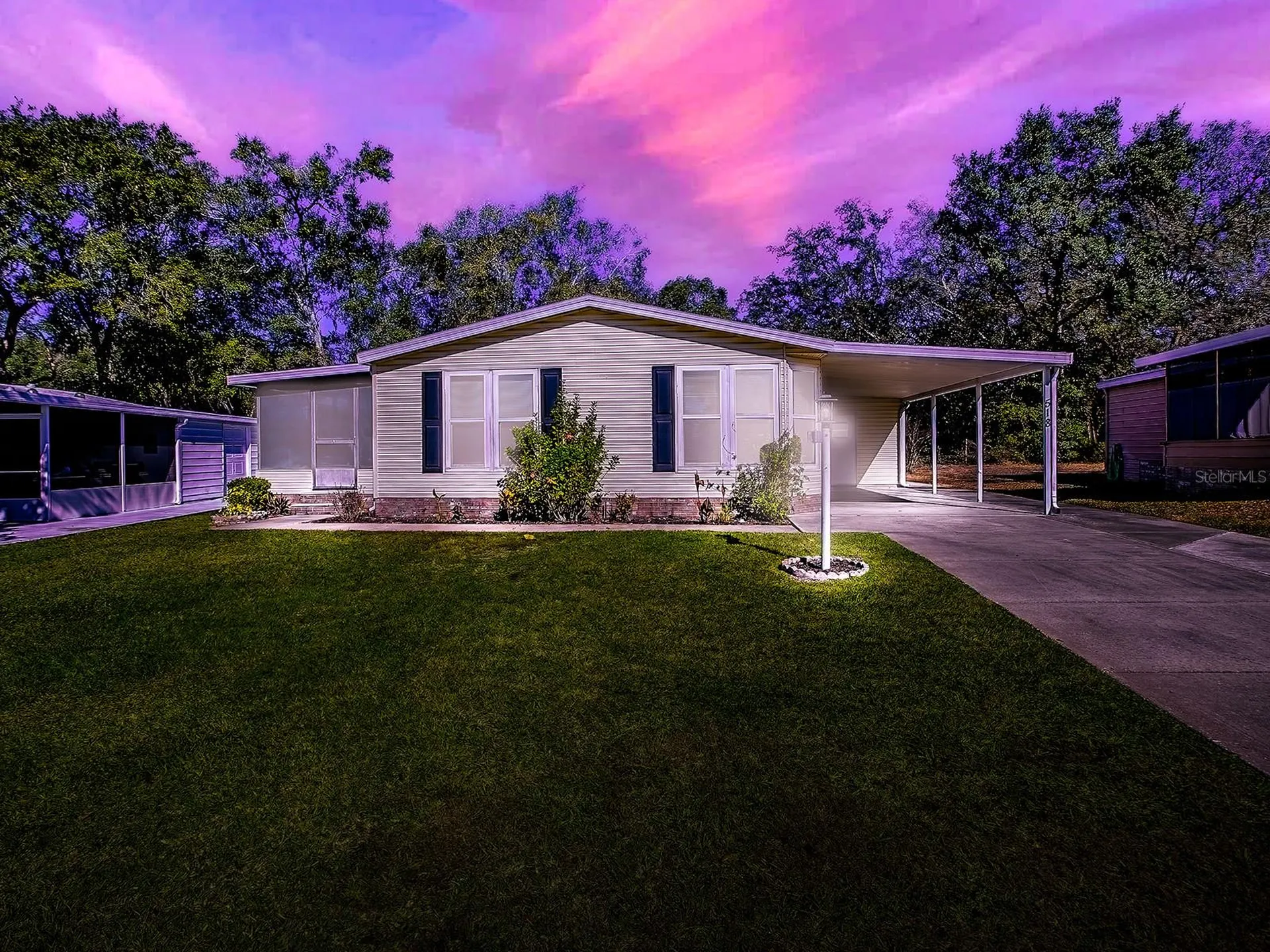 518 Saint Andrews Boulevard Lady Lake FL 32159