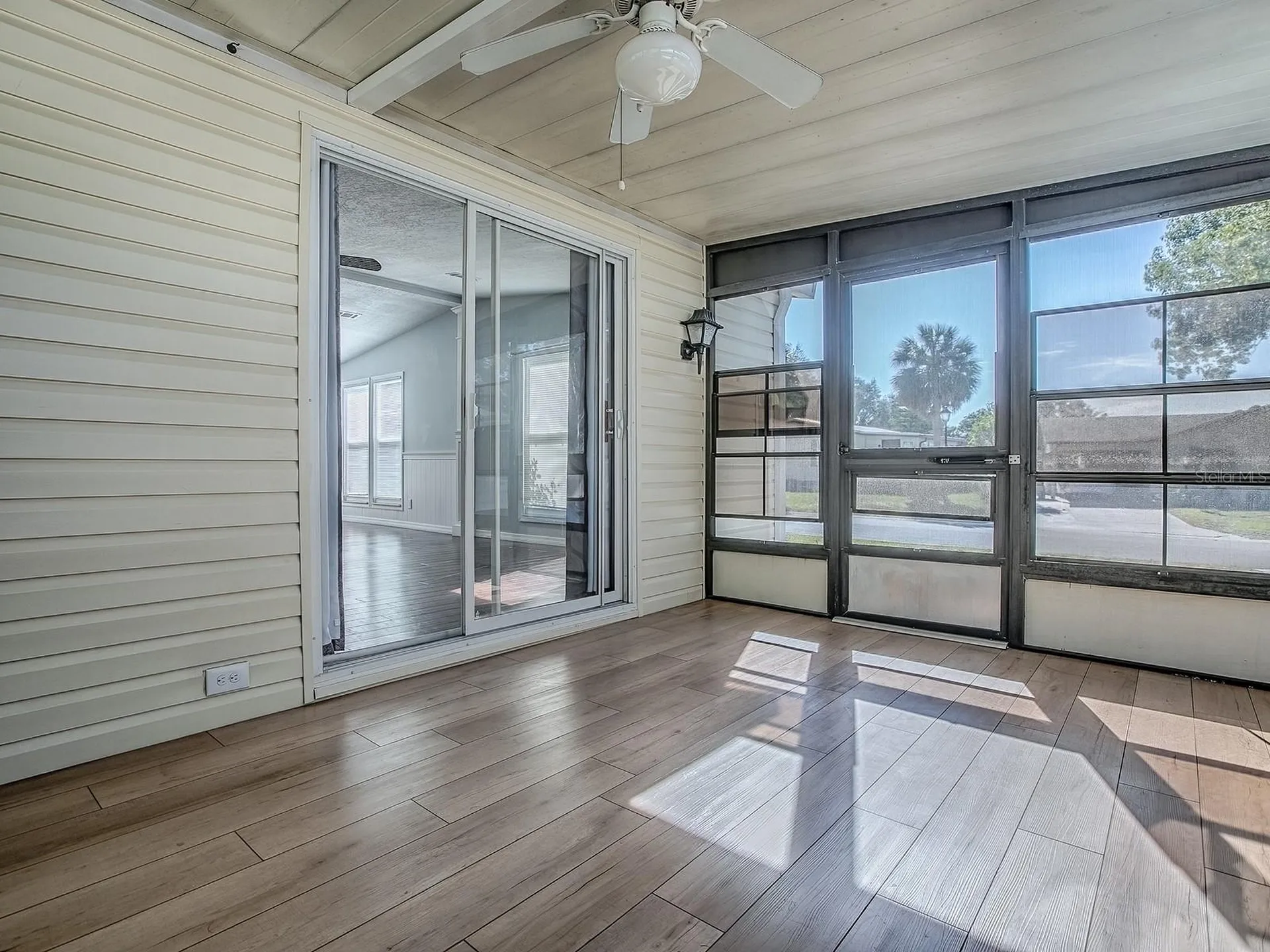 518 Saint Andrews Boulevard Lady Lake FL 32159