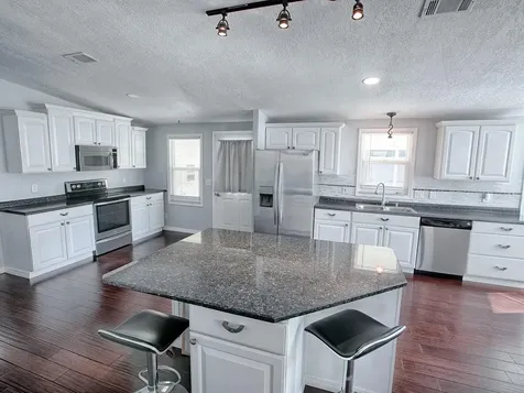 518 Saint Andrews Boulevard Lady Lake FL 32159