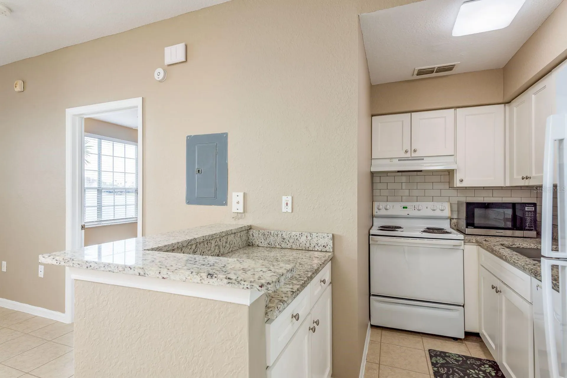 9170 Lake Chase Island Way Tampa FL 33626