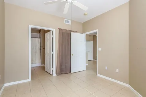 9170 Lake Chase Island Way Tampa FL 33626