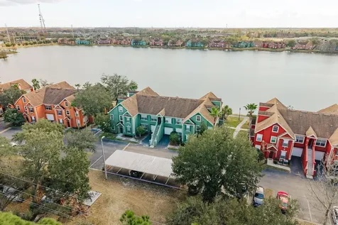 9170 Lake Chase Island Way Tampa FL 33626
