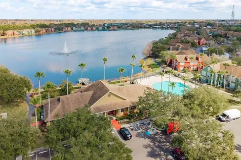 9170 Lake Chase Island Way Tampa FL 33626