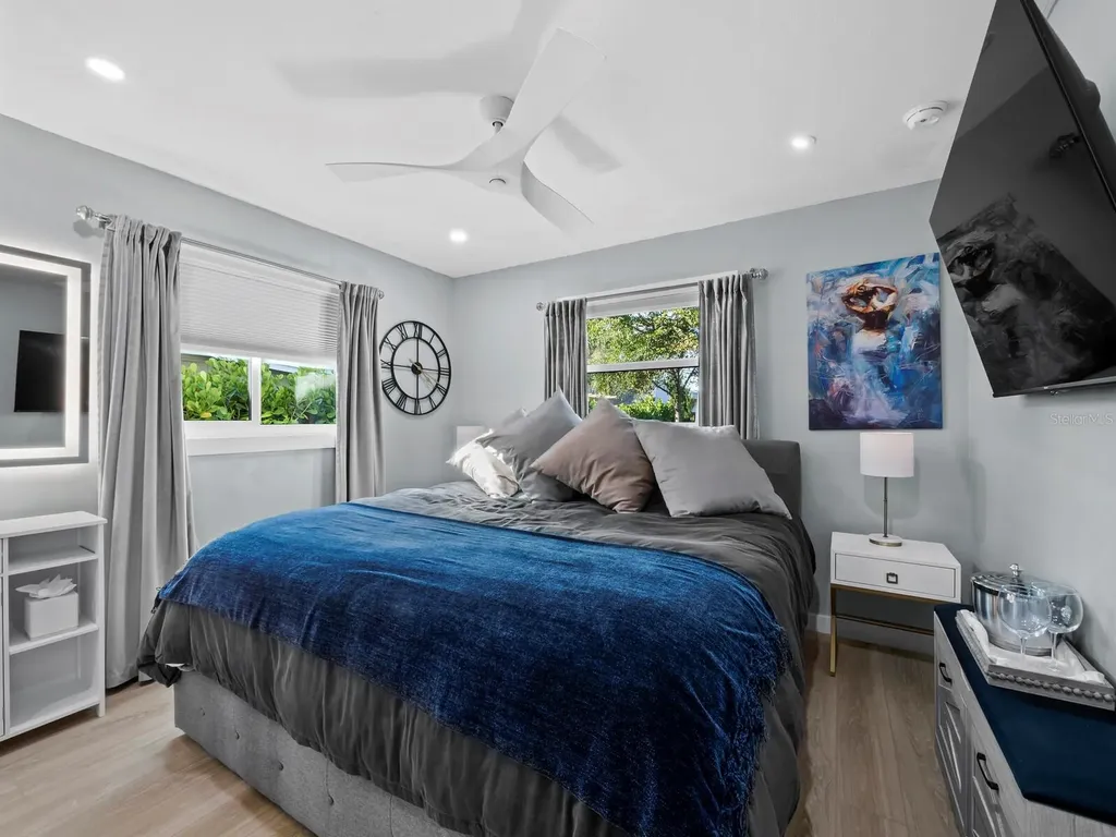 2421 Prospect Street Sarasota FL 34239