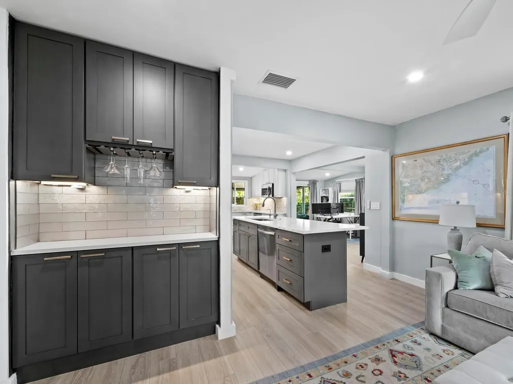 2421 Prospect Street Sarasota FL 34239
