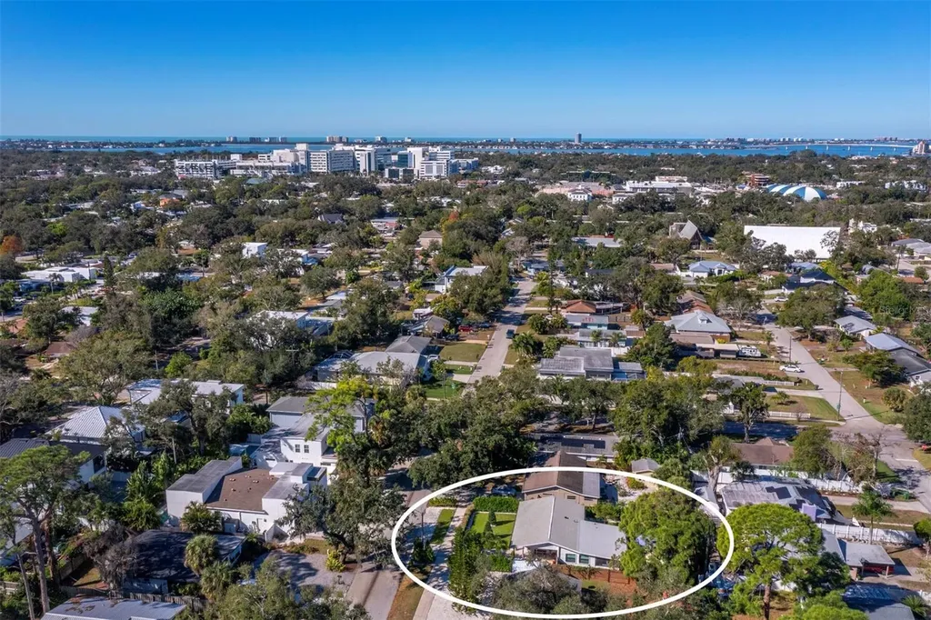 2421 Prospect Street Sarasota FL 34239