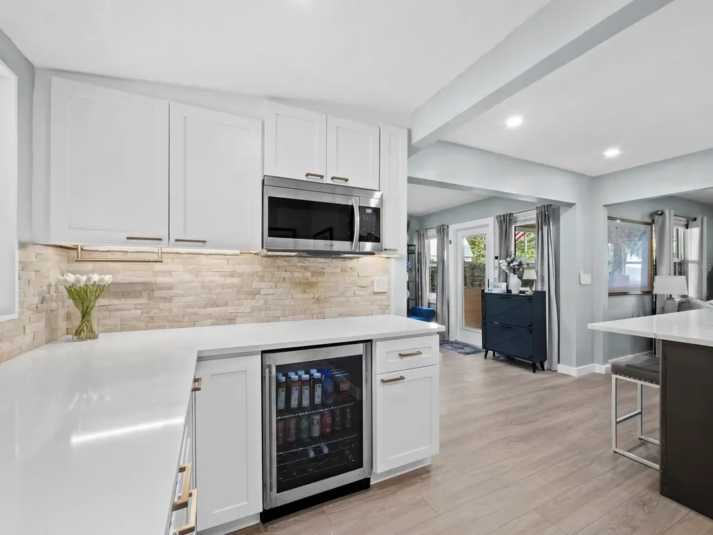 2421 Prospect Street Sarasota FL 34239