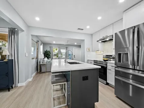 2421 Prospect Street Sarasota FL 34239