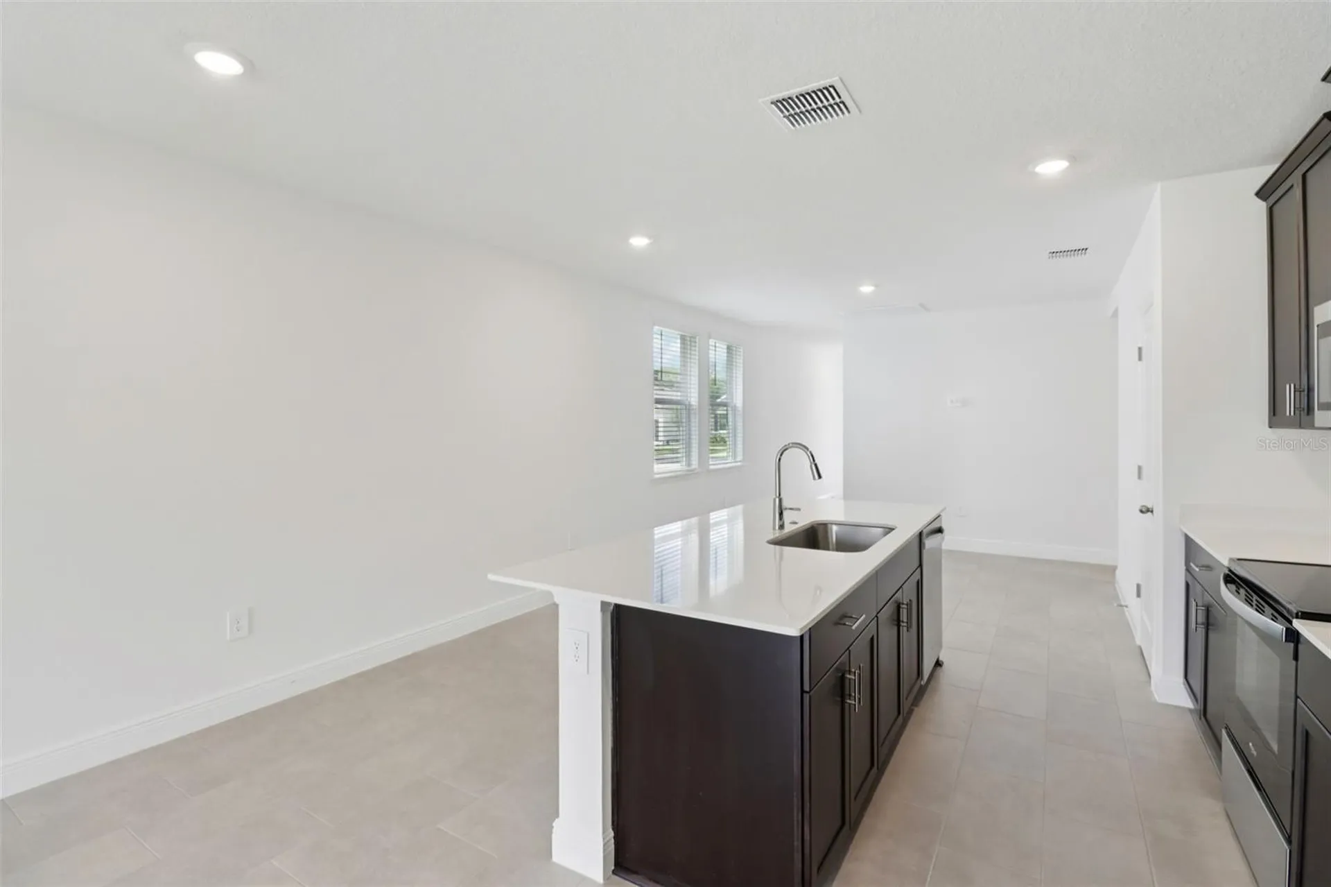 803 Sunshower Drive Lady Lake FL 32159