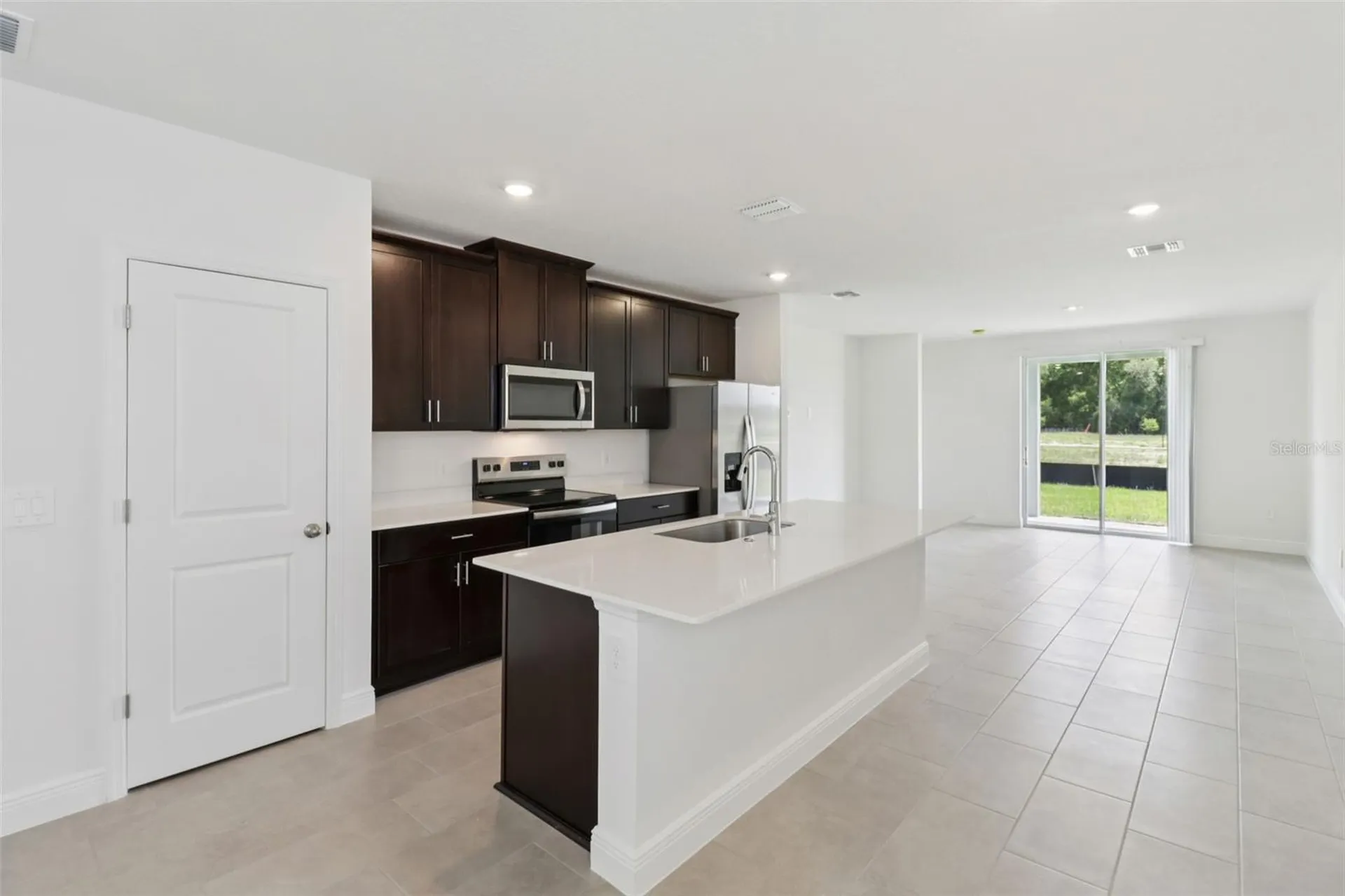 803 Sunshower Drive Lady Lake FL 32159