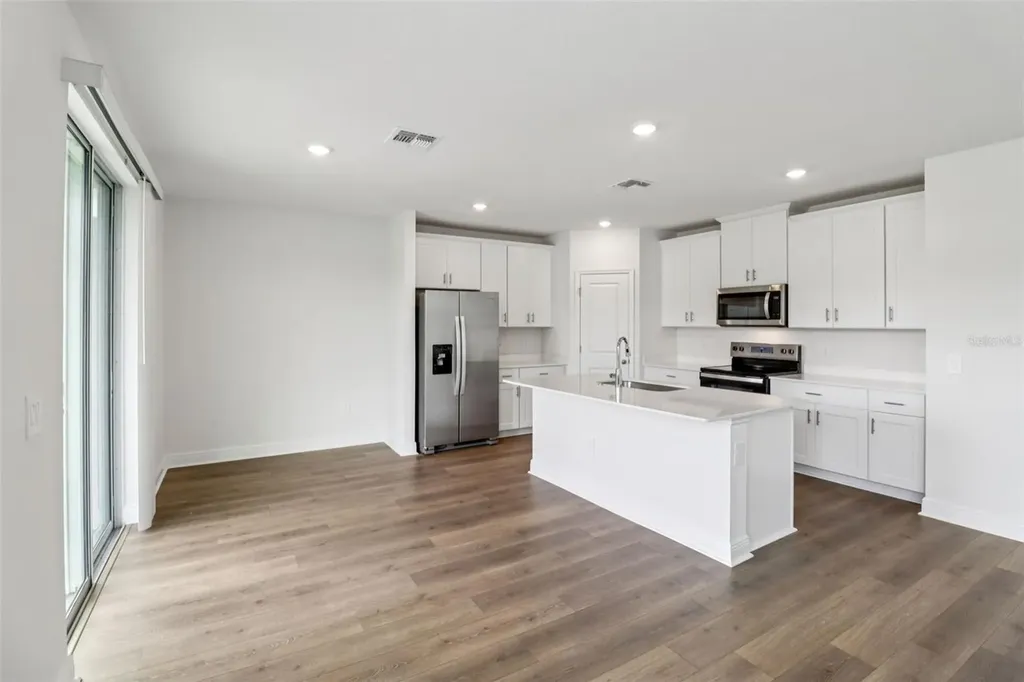 807 Sunshower Drive Lady Lake FL 32159