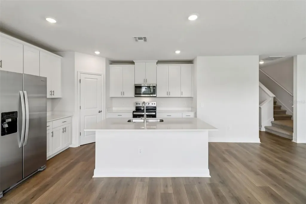 807 Sunshower Drive Lady Lake FL 32159