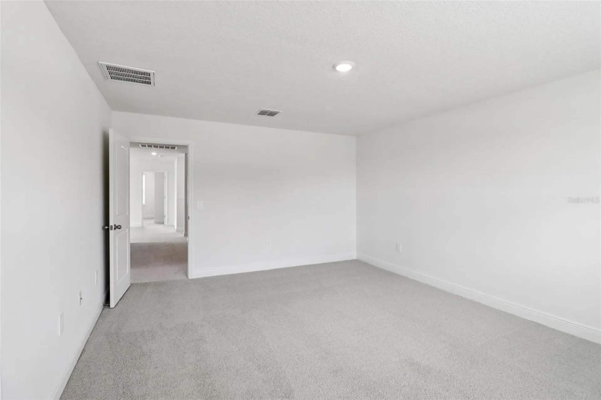 807 Sunshower Drive Lady Lake FL 32159