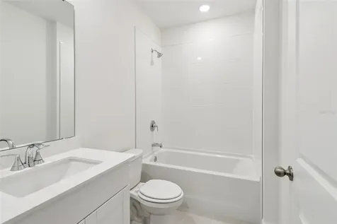 807 Sunshower Drive Lady Lake FL 32159