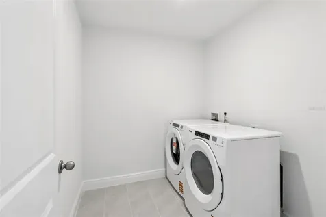 807 Sunshower Drive Lady Lake FL 32159