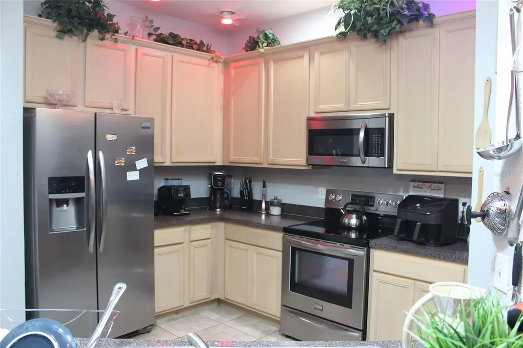 3051 Greystone Loop Kissimmee FL 34741