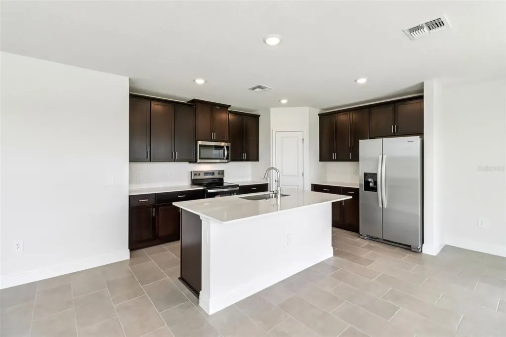 891 Sunshower Drive Lady Lake FL 32159
