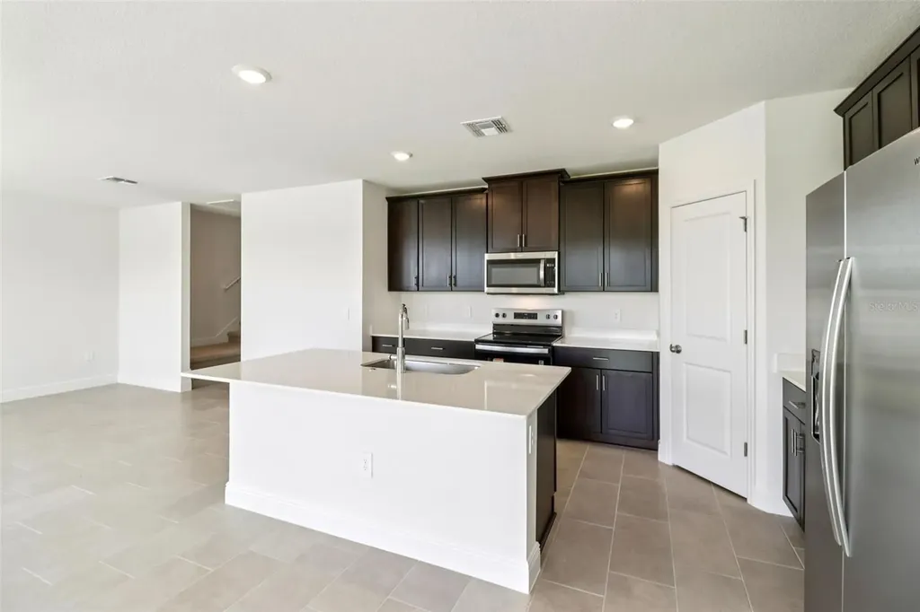 891 Sunshower Drive Lady Lake FL 32159
