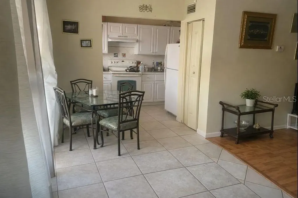 1817 Michigan Avenue Kissimmee FL 34744