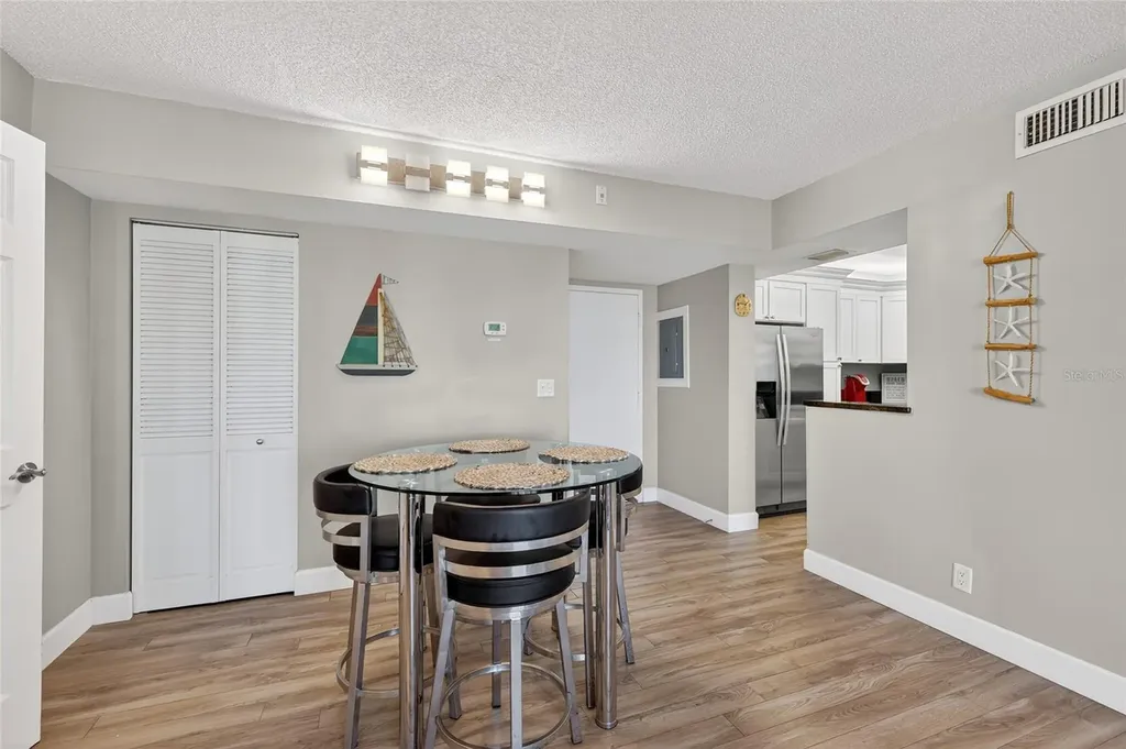 5855 Midnight Pass Road Sarasota FL 34242