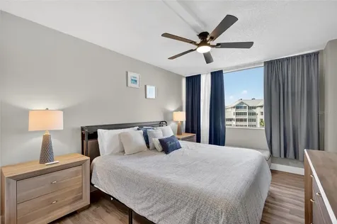 5855 Midnight Pass Road Sarasota FL 34242