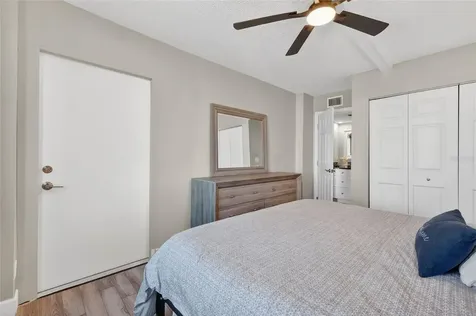 5855 Midnight Pass Road Sarasota FL 34242