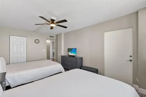 5855 Midnight Pass Road Sarasota FL 34242