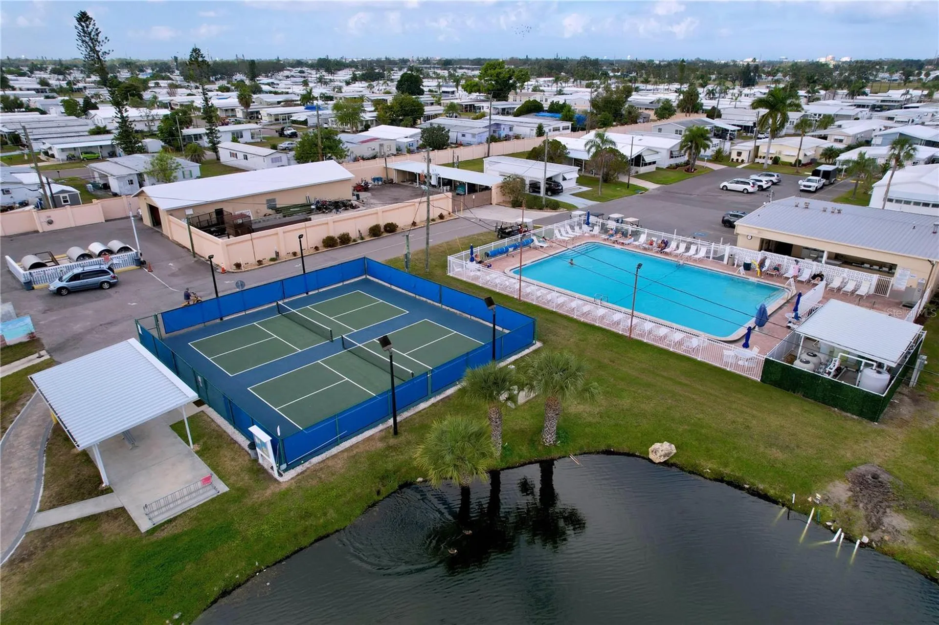 604 49th E Avenue E Bradenton FL 34203