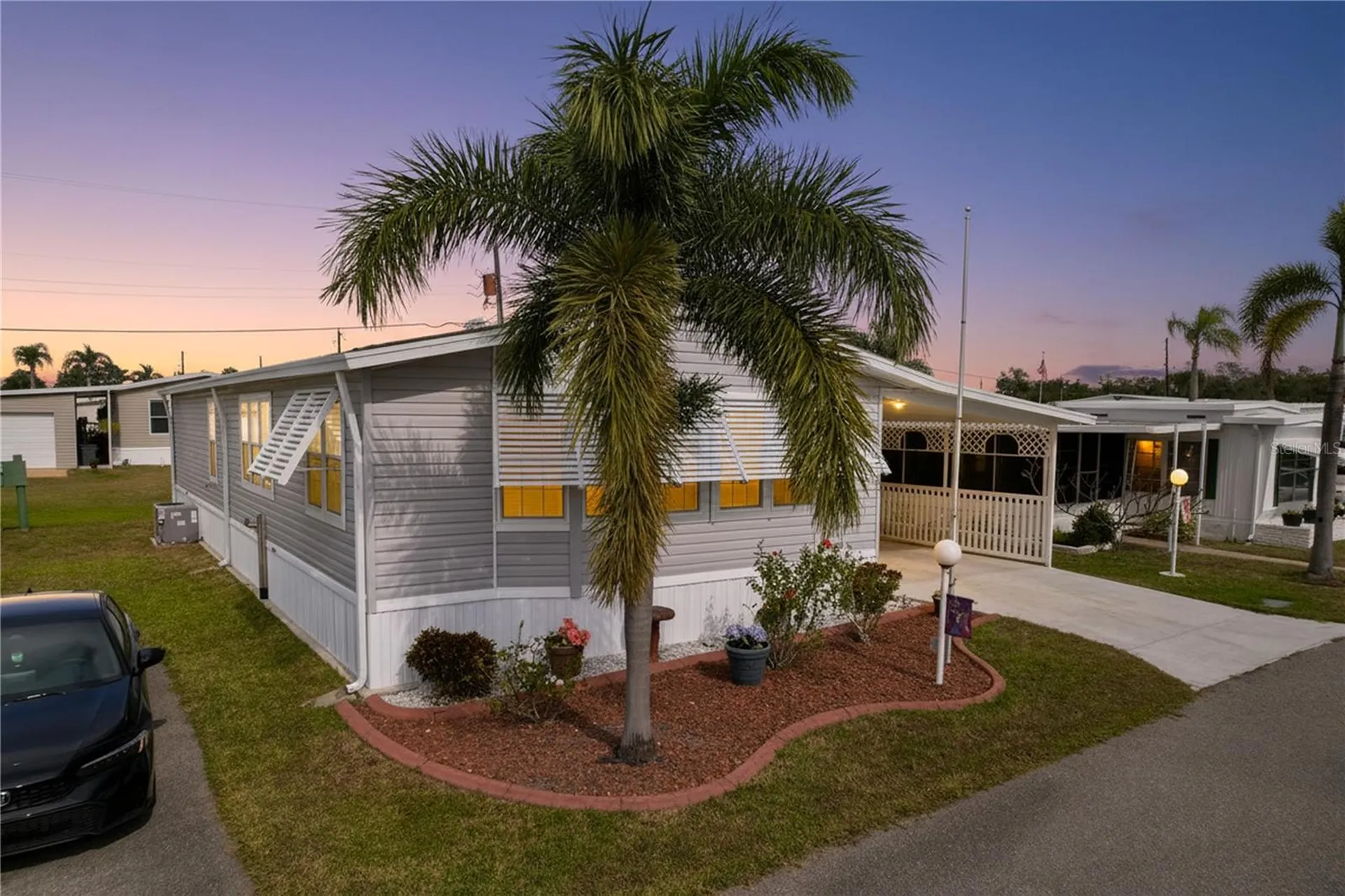 604 49th E Avenue E Bradenton FL 34203