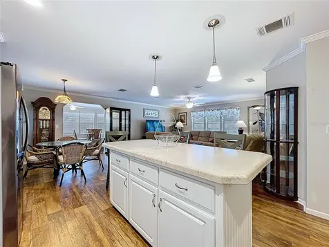 604 49th E Avenue E Bradenton FL 34203