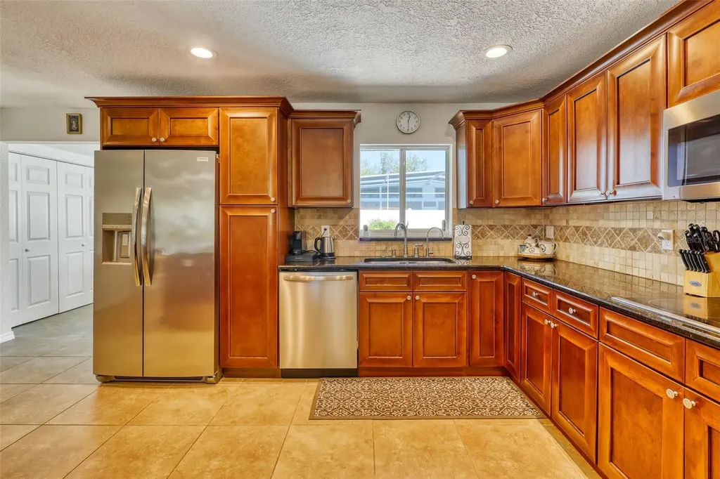 2605 Sunnybrook Drive Sarasota FL 34239