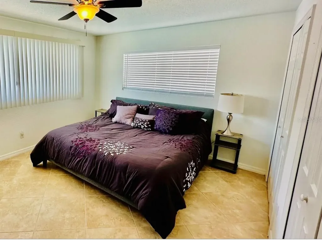 2605 Sunnybrook Drive Sarasota FL 34239