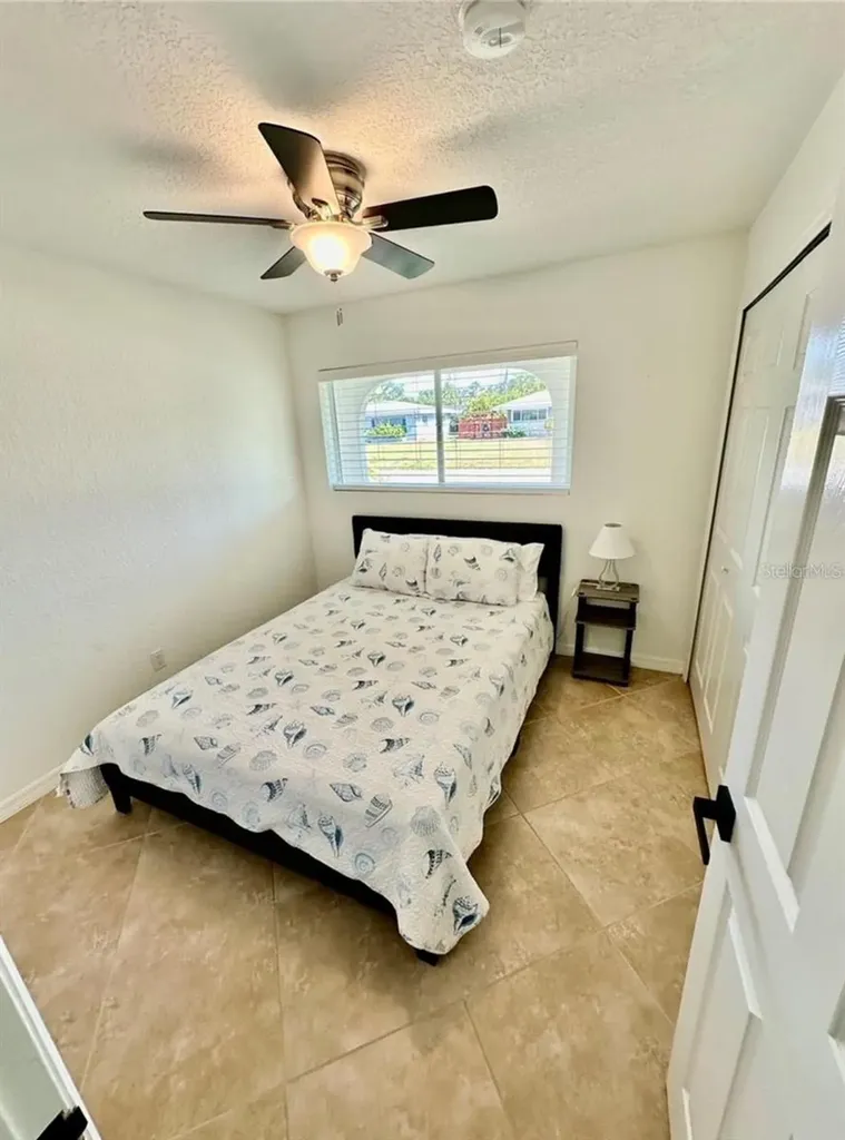 2605 Sunnybrook Drive Sarasota FL 34239