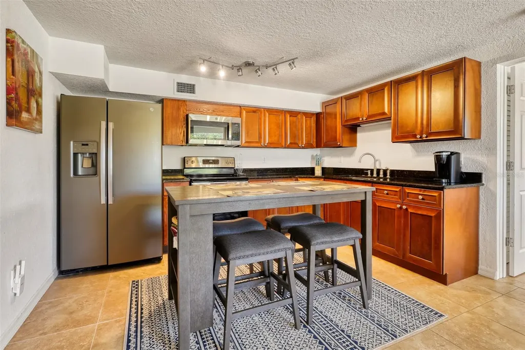 2605 Sunnybrook Drive Sarasota FL 34239
