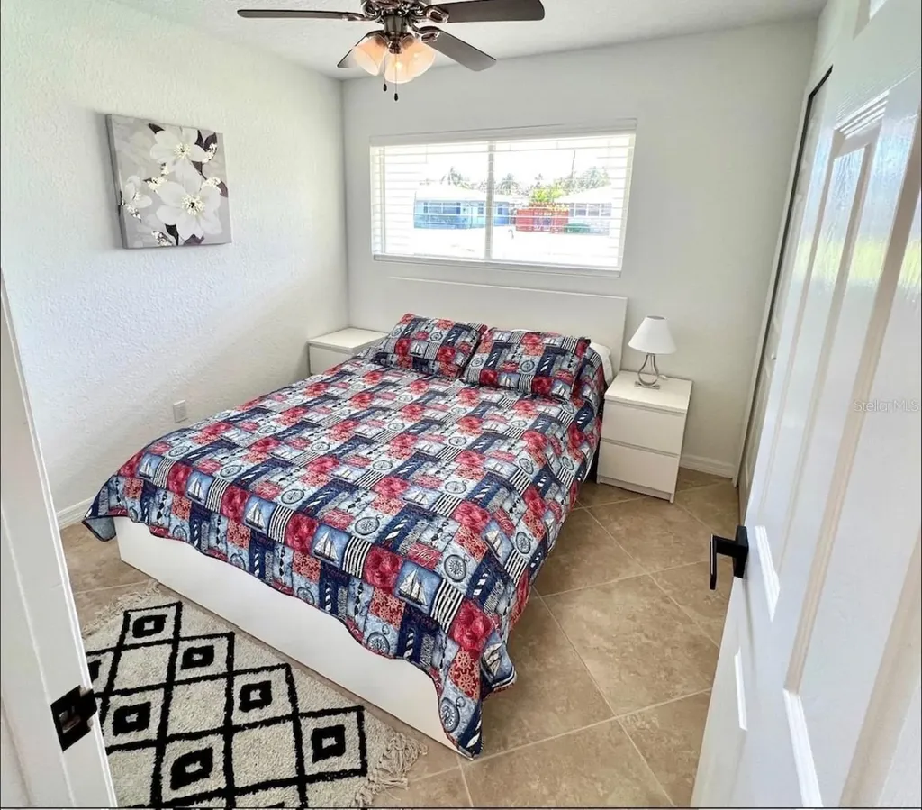 2605 Sunnybrook Drive Sarasota FL 34239