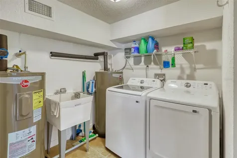 2605 Sunnybrook Drive Sarasota FL 34239
