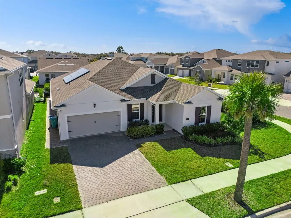 19058 Planetree Street Orlando FL 32827
