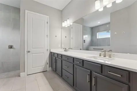 19058 Planetree Street Orlando FL 32827
