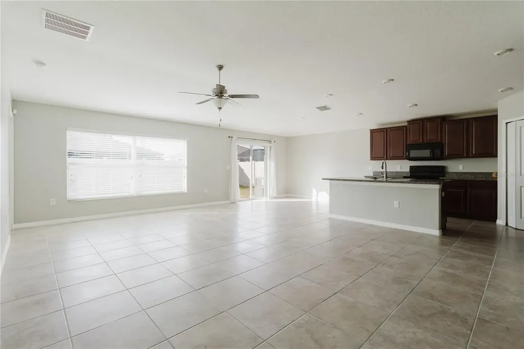 304 Cascade Bend Drive Ruskin FL 33570