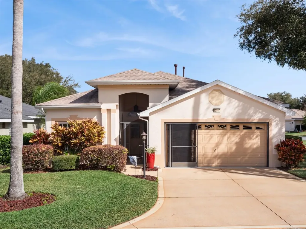 20500 Queen Alexandra Drive Leesburg FL 34748