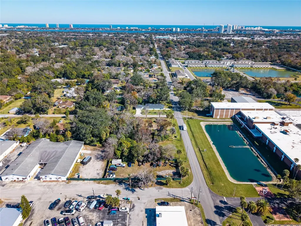 818 6th Street Daytona Beach FL 32117