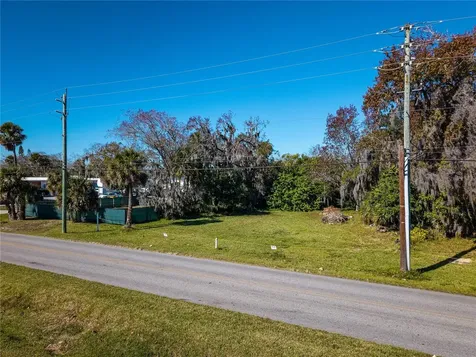 818 6th Street Daytona Beach FL 32117