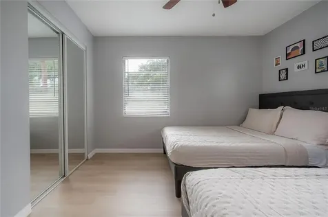 6908 S Macdill Avenue Tampa FL 33611