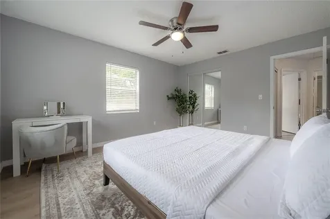 6908 S Macdill Avenue Tampa FL 33611