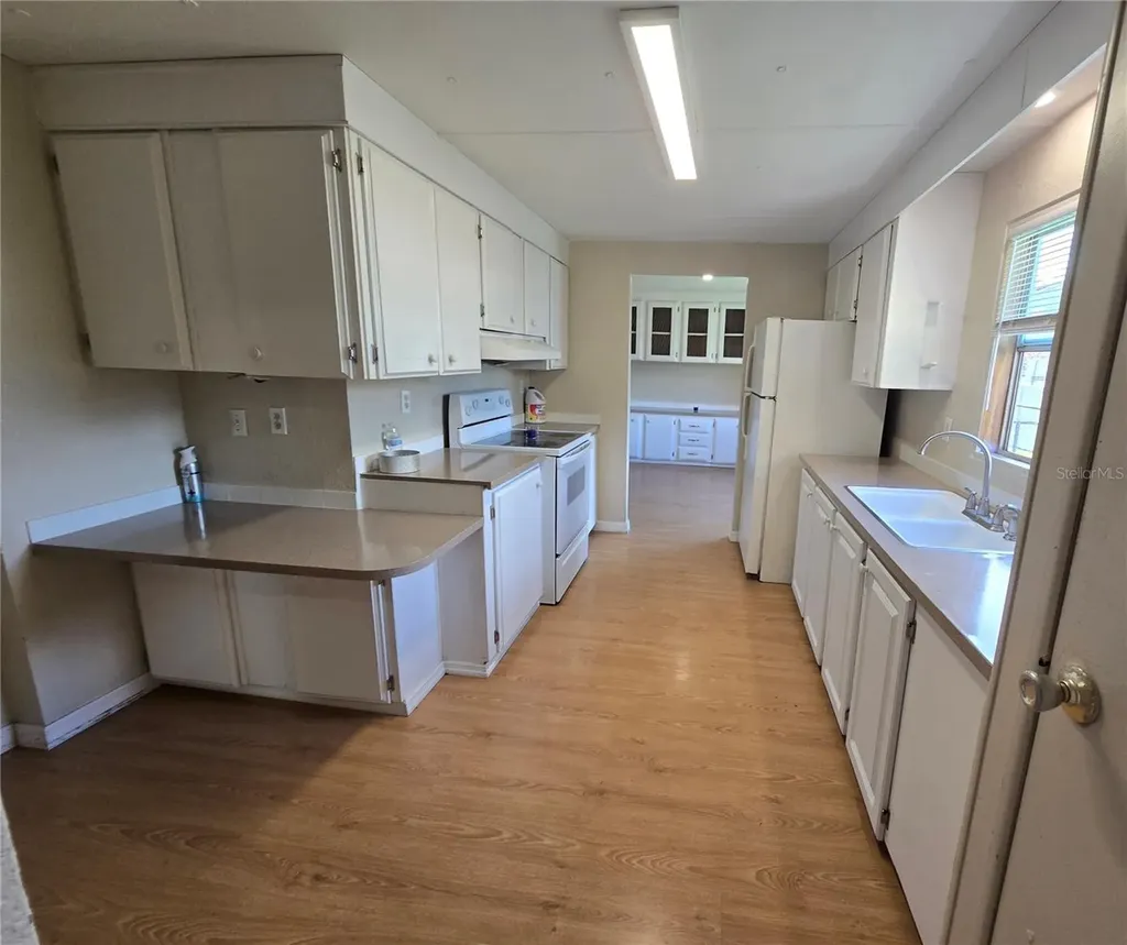 1634 Dolphin Drive St Cloud FL 34771