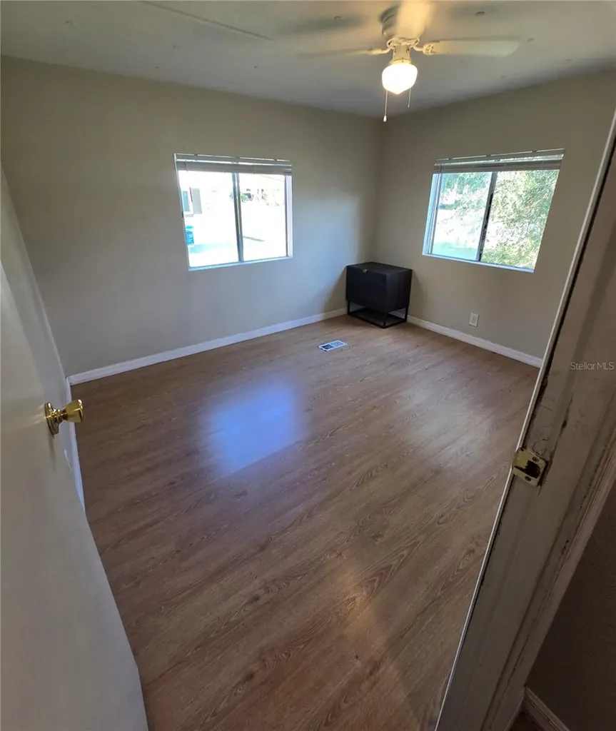 1634 Dolphin Drive St Cloud FL 34771