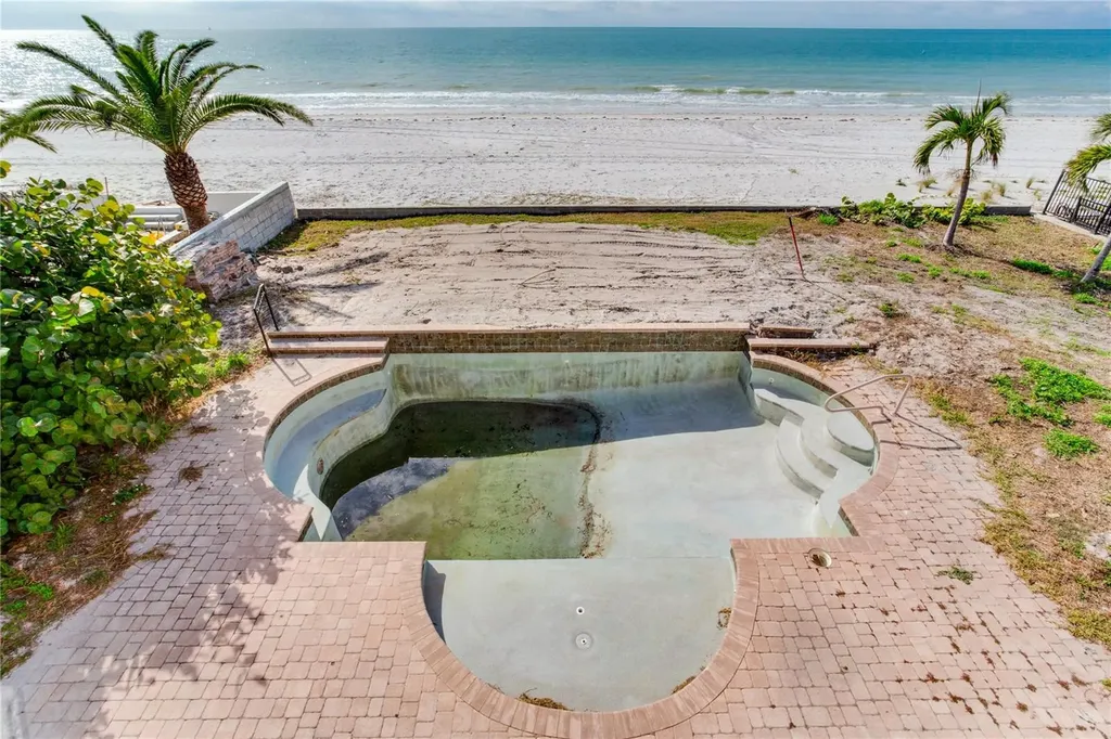 16116 Gulf Boulevard Redington Beach FL 33708